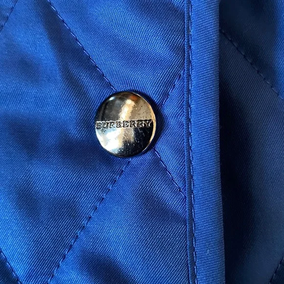 Burberry outdoor jacket with front pockets and snaps , size XL - Picture 7 of 7